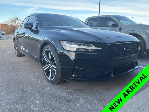 2019 Volvo S60 T6 R-Design