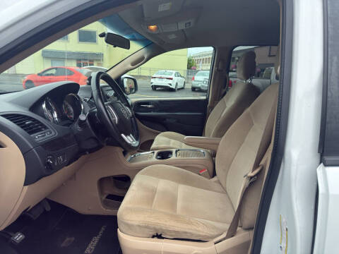 2016 Dodge Grand Caravan SXT