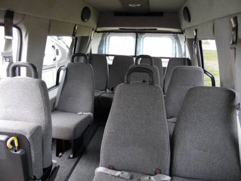 2004 Ford E-Series E-250