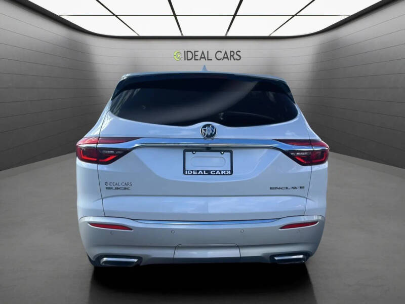 2018 Buick Enclave Essence