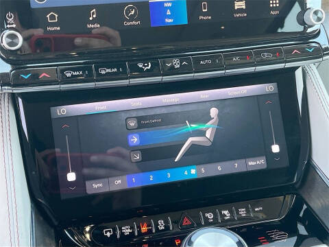 2023 Jeep Grand Wagoneer