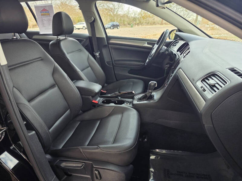 2015 Volkswagen Golf TSI S