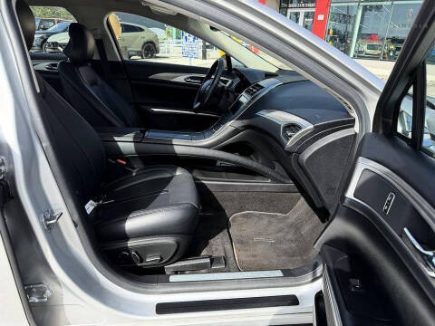 2015 Lincoln MKZ