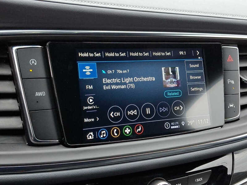 2024 Buick Enclave Essence