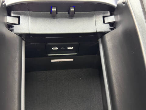 2024 Mercedes-Benz C-Class AMG C 63 S E Performance