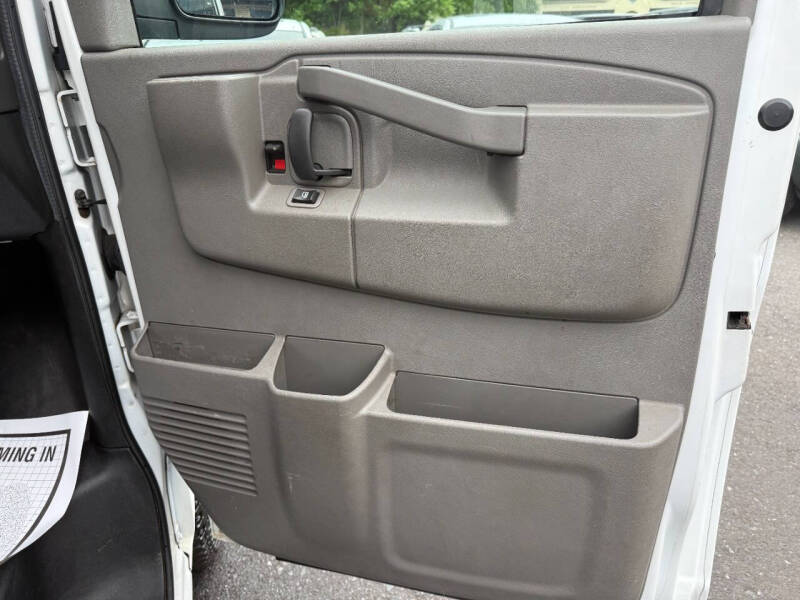 2020 Chevrolet Express 3500