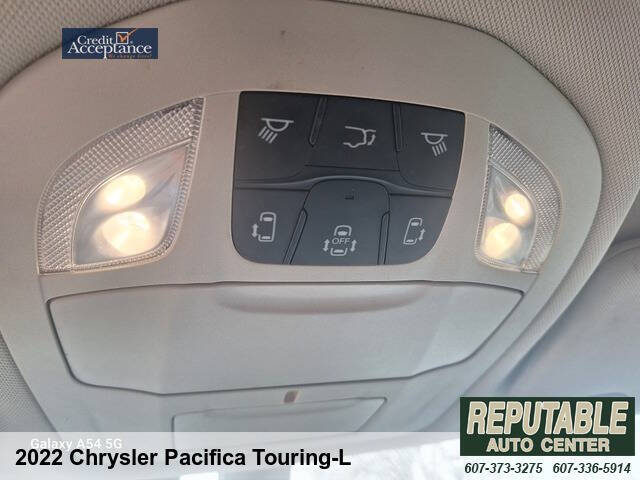 2022 Chrysler Pacifica Touring L