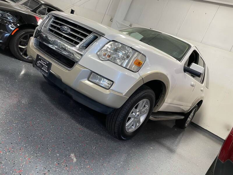 2010 Ford Explorer for sale at Luxury Auto Finder in Batavia IL