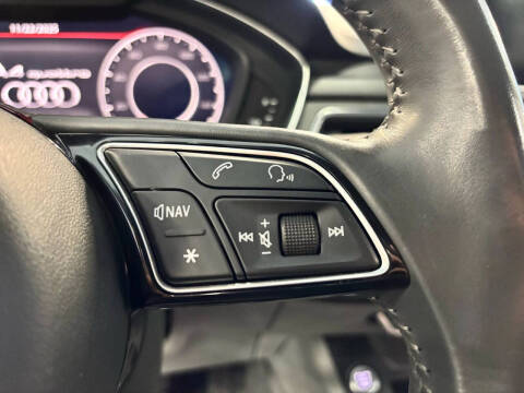 2017 Audi A4 2.0T quattro Prestige