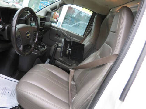 2021 Chevrolet Express 2500