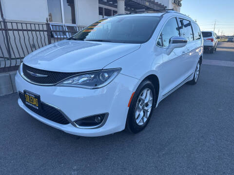 2020 Chrysler Pacifica Limited 35th Anniversary