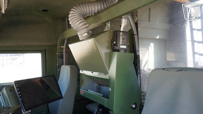 1991 AM General Hummer