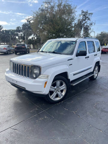 2012 Jeep Liberty for sale at BSS AUTO SALES INC in Eustis FL