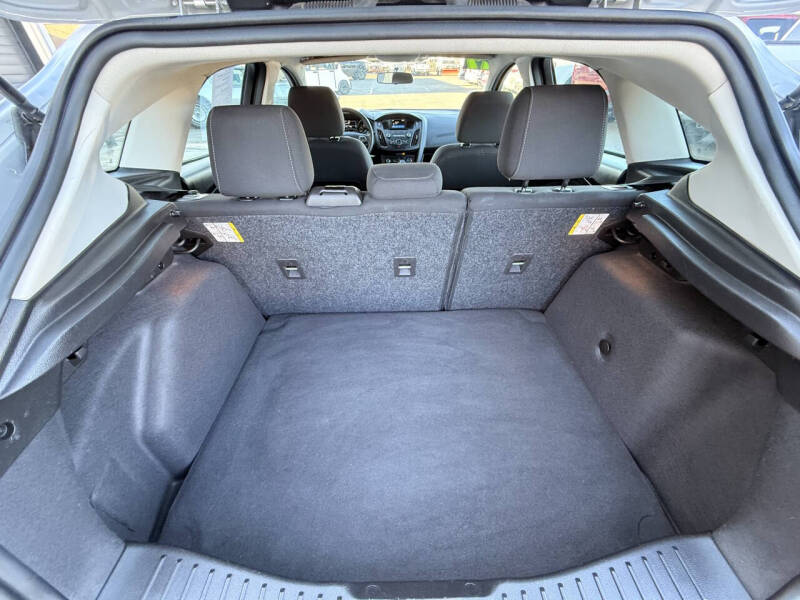 2017 Ford Focus SE