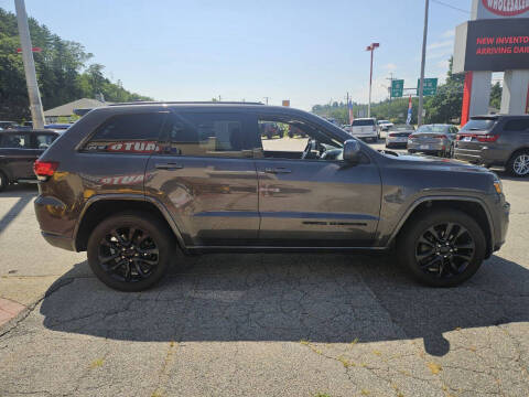 2020 Jeep Grand Cherokee Altitude