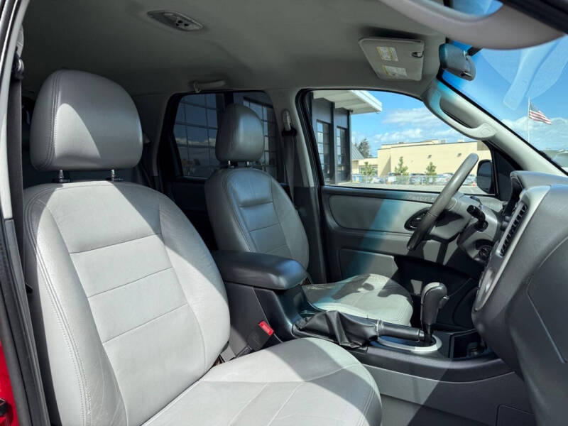 2005 Ford Escape XLT