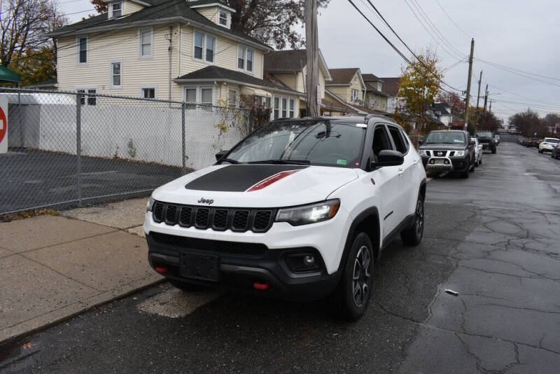 2024 Jeep Compass Trailhawk