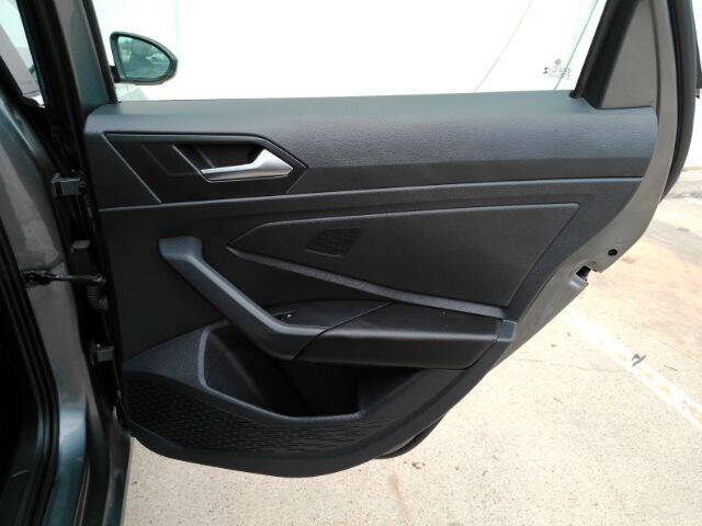 2023 Volkswagen Jetta SE