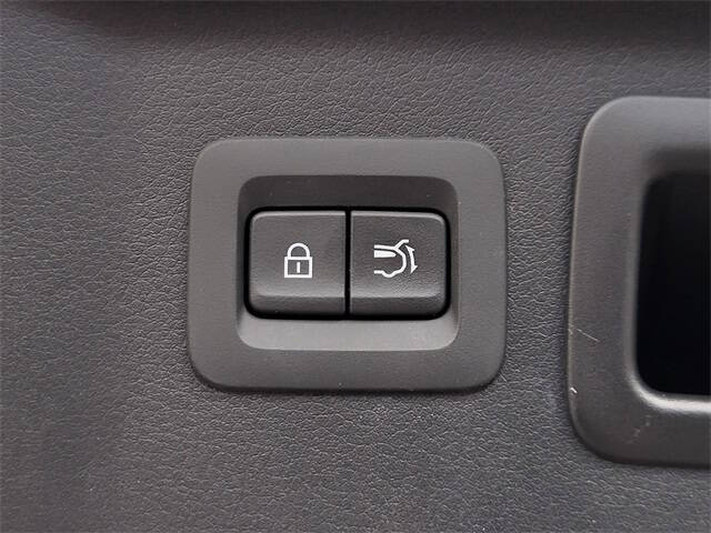 2025 Mazda CX-70 Plug-in Hybrid Premium