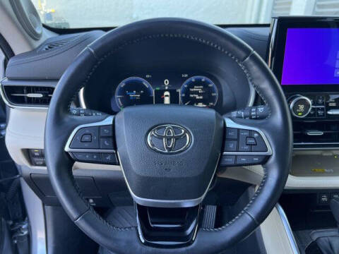 2023 Toyota Highlander Hybrid Limited