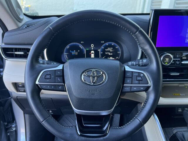 2023 Toyota Highlander Hybrid Limited