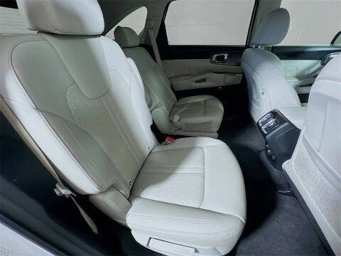 2023 Kia Sorento Plug-In Hybrid SX Prestige