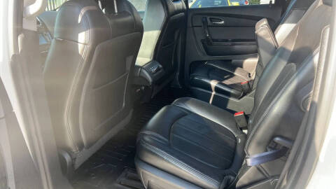 2011 GMC Acadia Denali