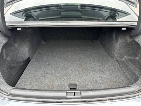 2014 Volkswagen Passat 1.8T Wolfsburg Edition PZEV