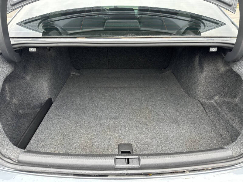 2014 Volkswagen Passat 1.8T Wolfsburg Edition PZEV