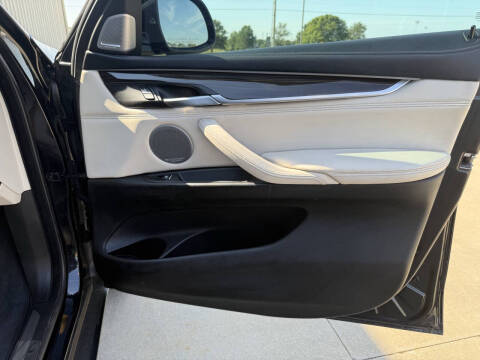 2017 BMW X6 xDrive50i