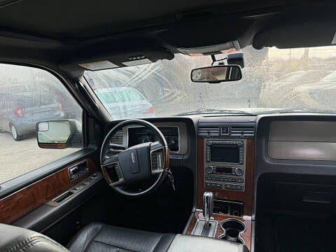 2014 Lincoln Navigator