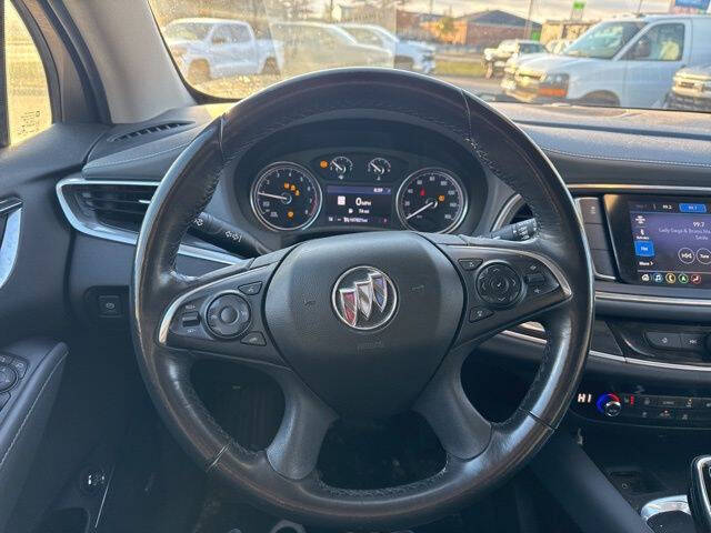 2020 Buick Enclave Essence