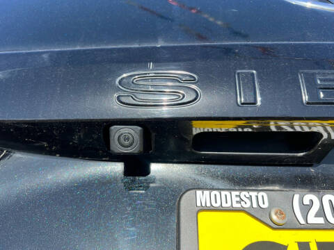 2018 Toyota Sienna LE 8-Passenger