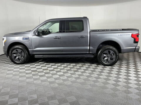 2025 Ford F-150 Lightning Flash