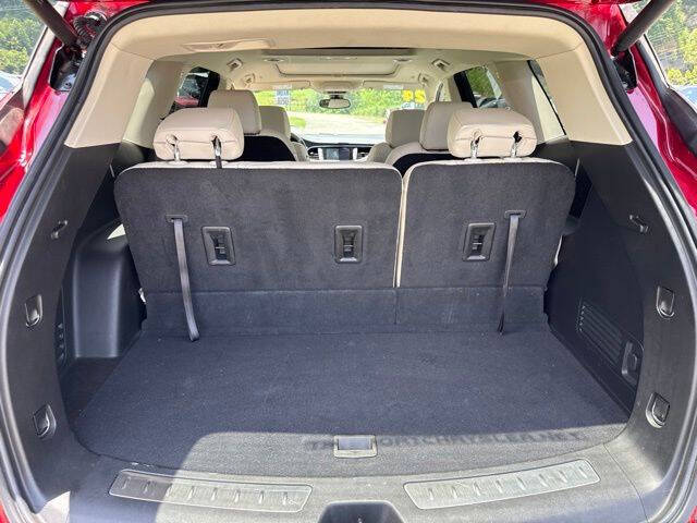 2024 Buick Enclave Essence
