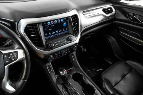 2017 GMC Acadia SLT-1
