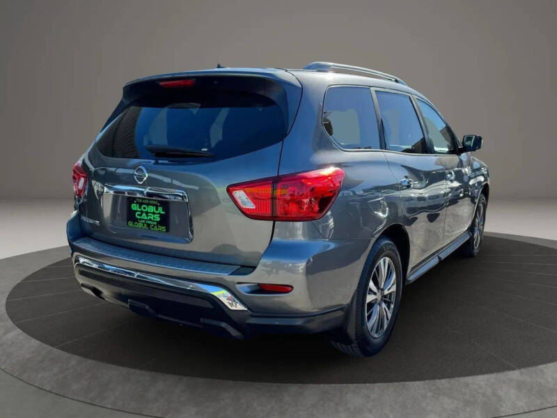 2018 Nissan Pathfinder