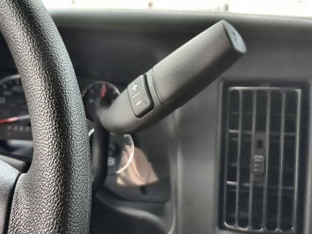 2025 GMC Savana 2500