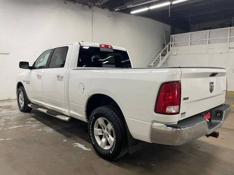 2017 RAM 1500 SLT