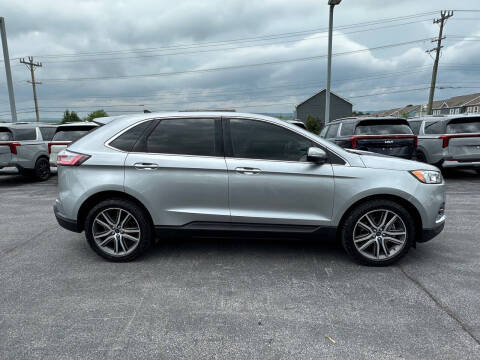 2020 Ford Edge Titanium