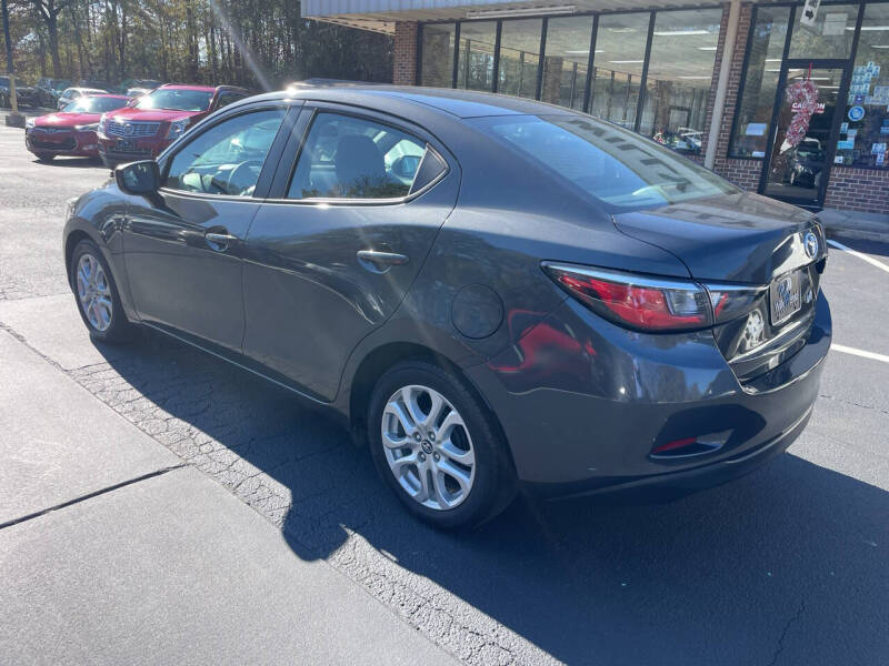 2017 Toyota Yaris iA