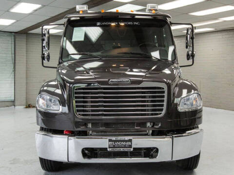 2018 Freightliner M2 106