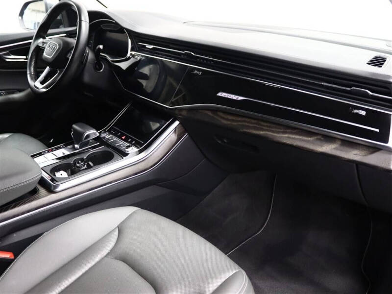 2019 Audi Q8 quattro Prestige 55 TFSI