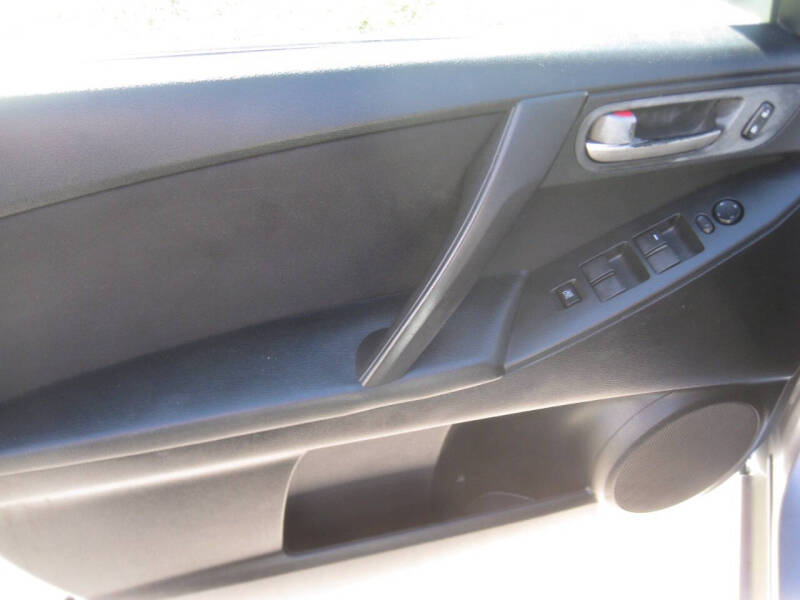 2013 Mazda MAZDA3 i SV