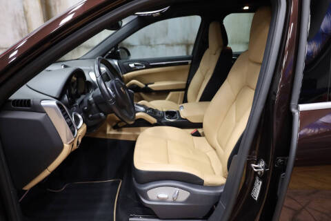 2014 Porsche Cayenne Platinum