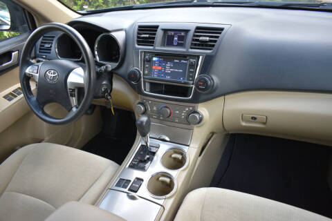 2013 Toyota Highlander Plus