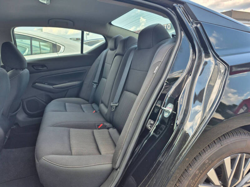 2023 Nissan Altima 2.5 SV