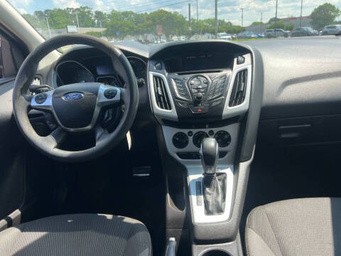 2013 Ford Focus SE