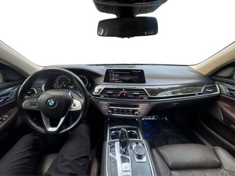 2016 BMW 7 Series 740i