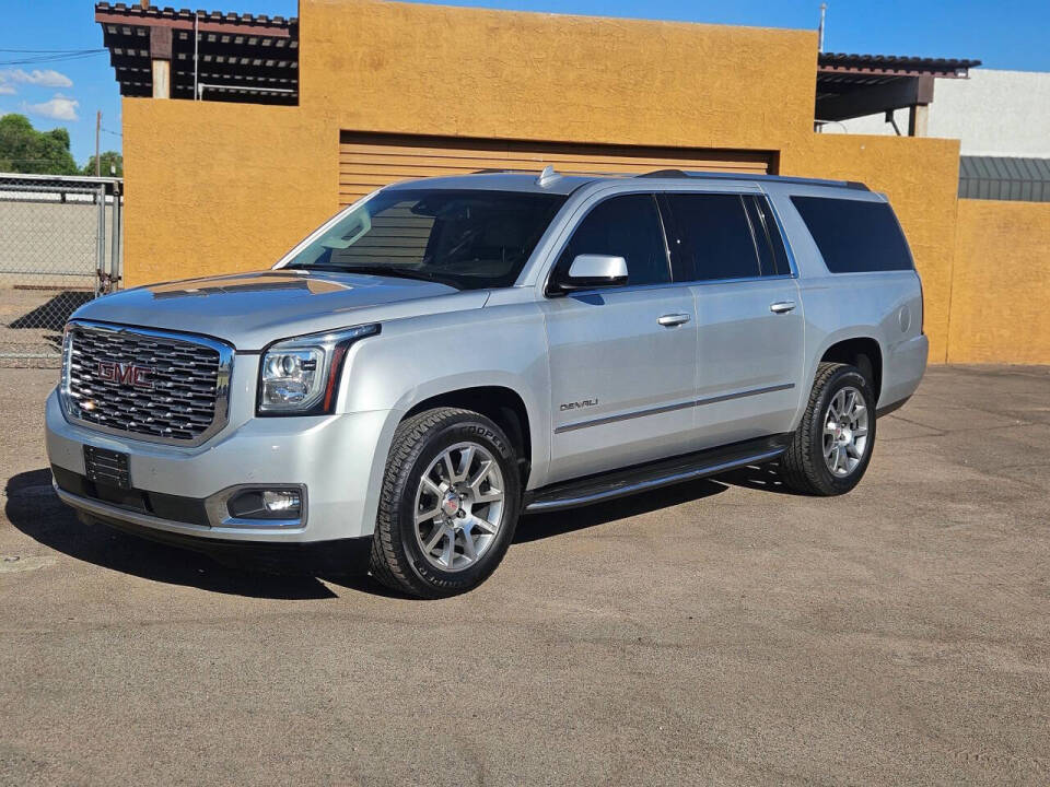 2020 GMC Yukon XL Denali's photo